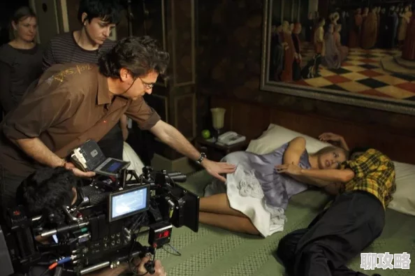 寻欲宫因其精良的制作和演员的出色表演备受好评