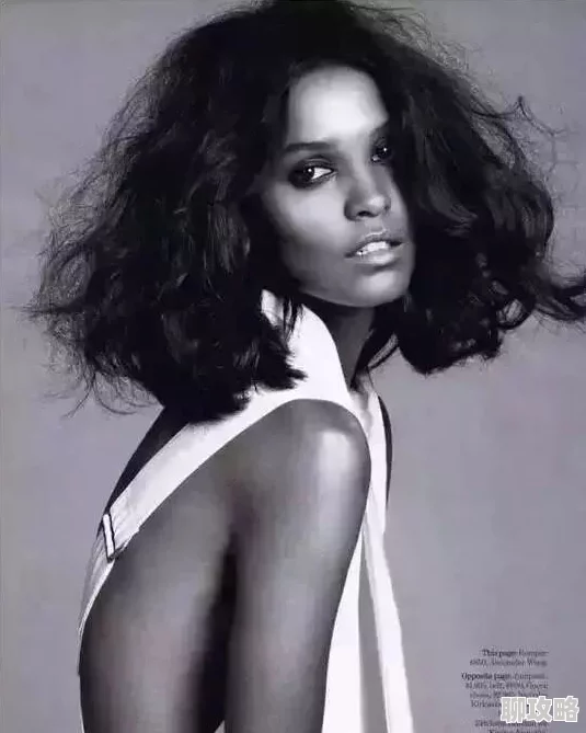 名模生殖特写BBw235P为什么让人过目不忘因为它以艺术的形式歌颂了生命的奇迹